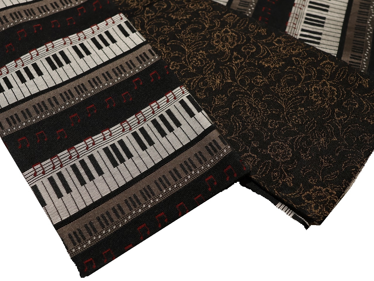 ピアノ柄 半幅帯 ピアノ柄の半幅帯を纏っての観劇もおすすめ。 新作歌舞伎「夢幻恋双紙 」へ