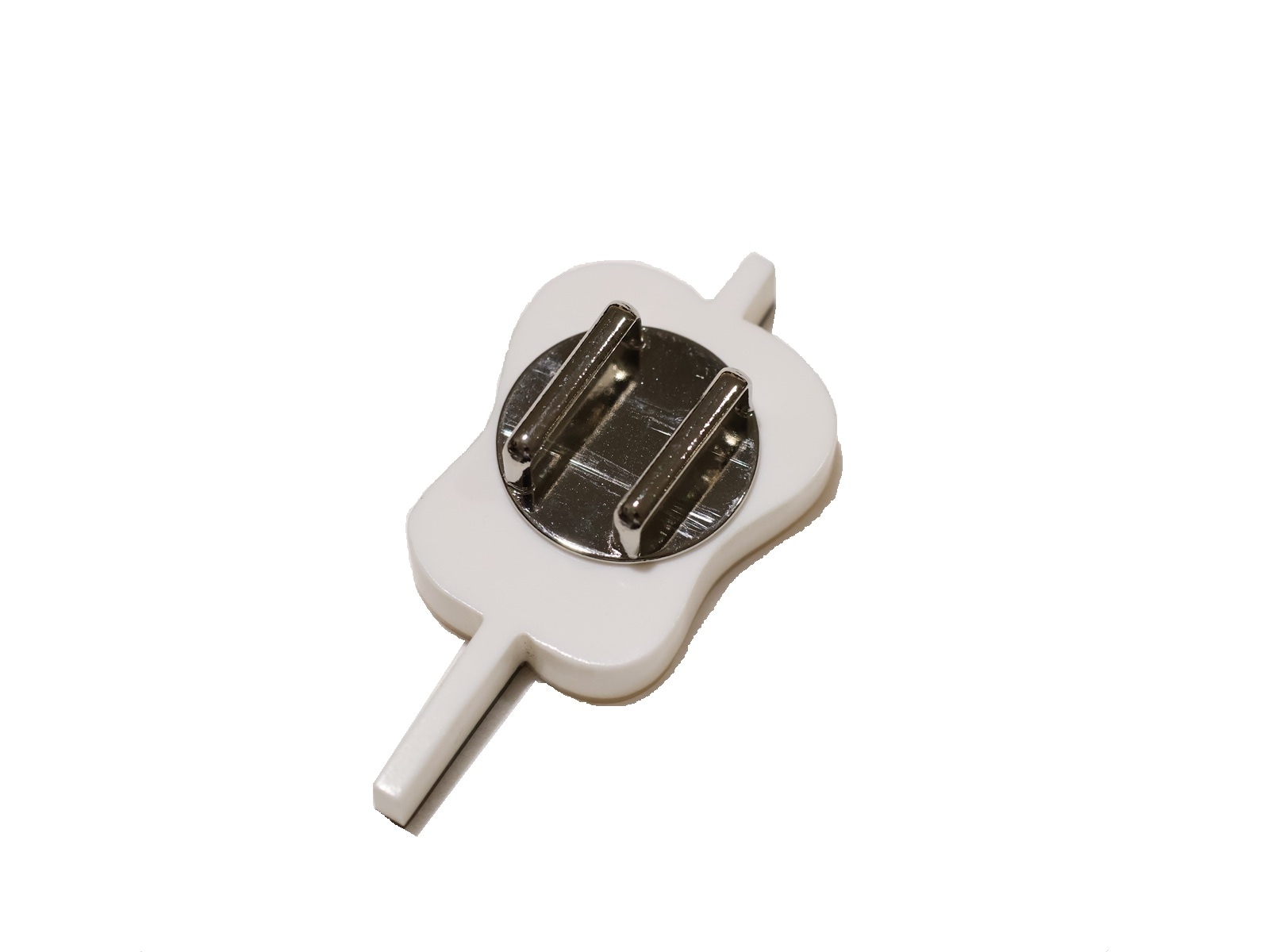 シェル帯留め「軍配」 | 帯締め,帯留め | 新宿津田家オンラインショップ