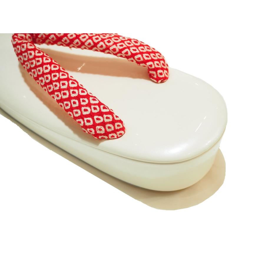 子供用草履「白色の台に赤色の絞りの鼻緒」（18.5cm） | 草履・雪駄