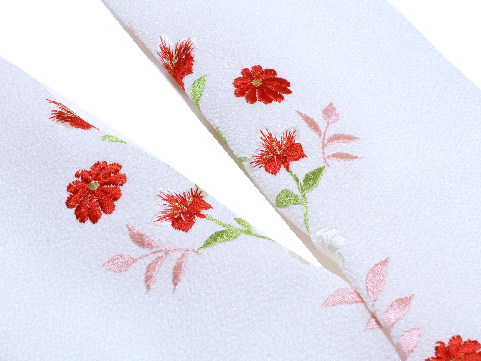 刺繍半衿「白地に赤色と白色の花の刺繍」 | 半衿、伊達衿,半衿(刺繍