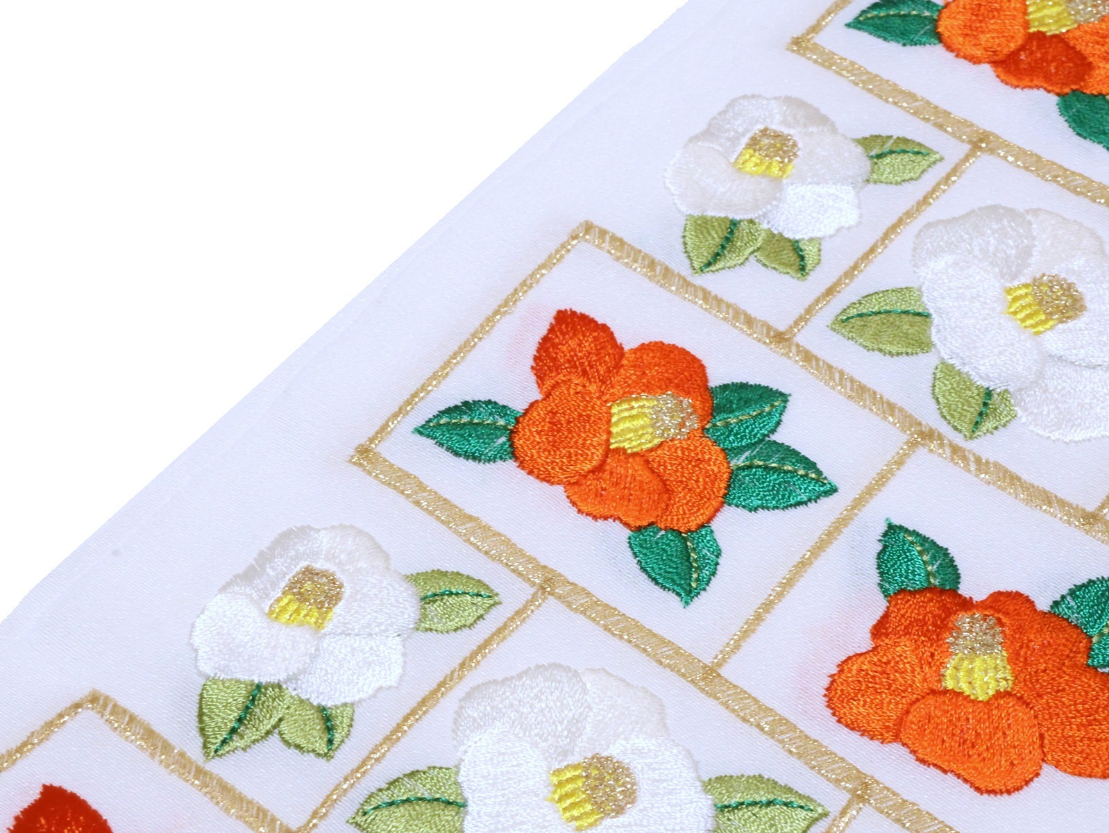 刺繍半衿「白地に朱色と白色の椿の刺繍」 | 半衿、伊達衿,半衿(刺繍