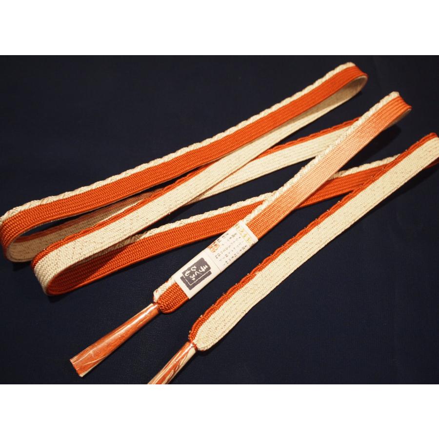 正絹帯締め(平組)「さび朱色の地に片端が白色」 | 帯締め,帯締め