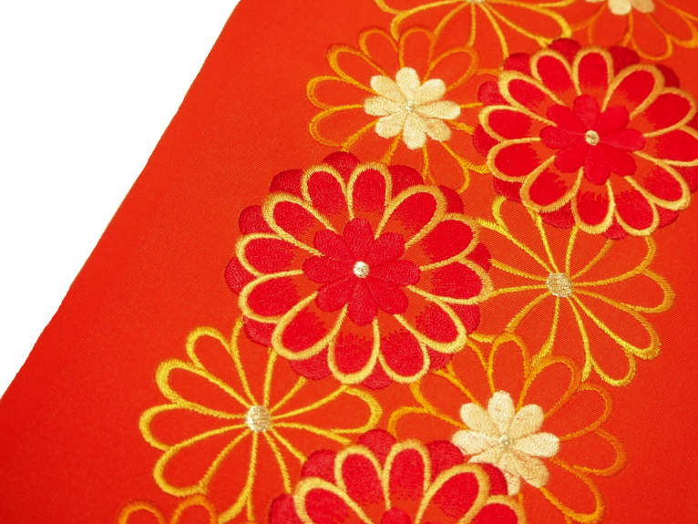 刺繍半衿「オレンジ色の地に赤や黄色の菊づくしの刺繍」 | 半衿、伊達