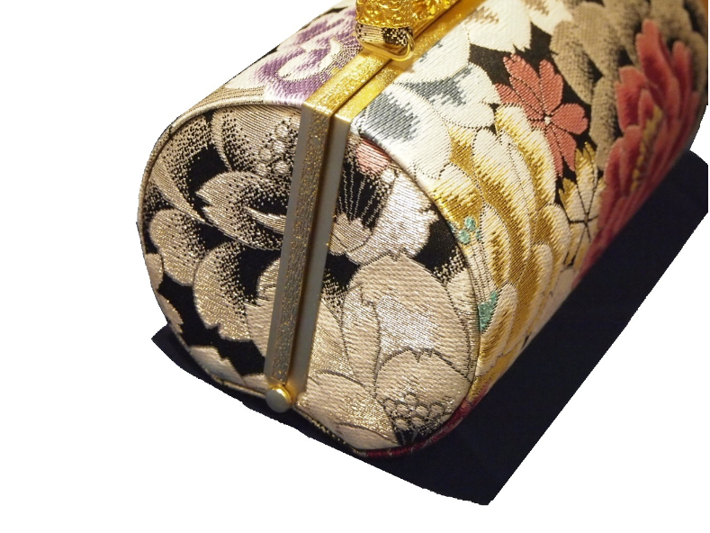 和装用バッグ 金色と銀色の花柄　着物　絹　シルクガード　未使用 和装用バッグ 金色と銀色の花柄 着物 絹 シルクガード 未使用