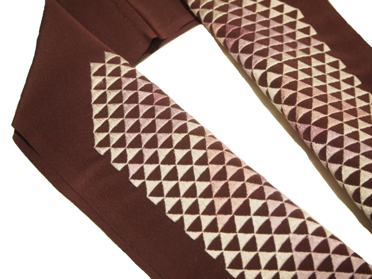 【新品未使用】正絹 刺繍 半襟 半衿 鱗柄 カーキ ターコイズブルー マスタード d3f0e47f178212c580a309d3c28820