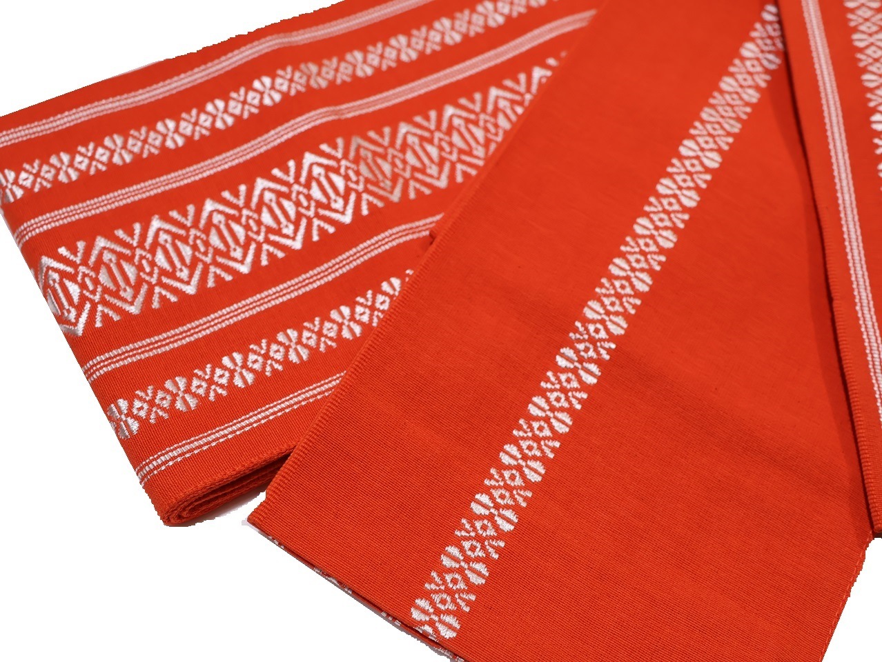 綿献上半幅帯「朱赤色の地にシルバーグレー色の献上模様」 | 帯,帯