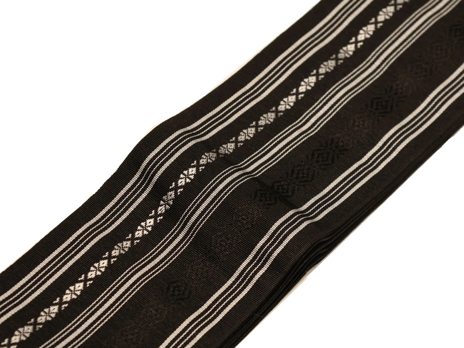 正絹博多織角帯「黒色の地にグレー色の博多献上模様」 | 帯,帯(角帯