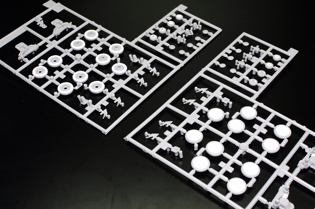 BE10【DRA/CYB社キット用転輪マスク】1/35 ドイツ軍フンメル自走砲 初期型|【ドイツ軍】|【DRA/CYB社キット】
