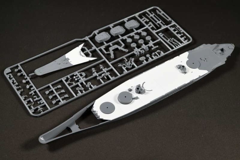 ��T�ҥ��å��ѹ��ĥޥ�����1/700 ��������񳤷� ��� ����/��¢ YAMATO/MUSASHI