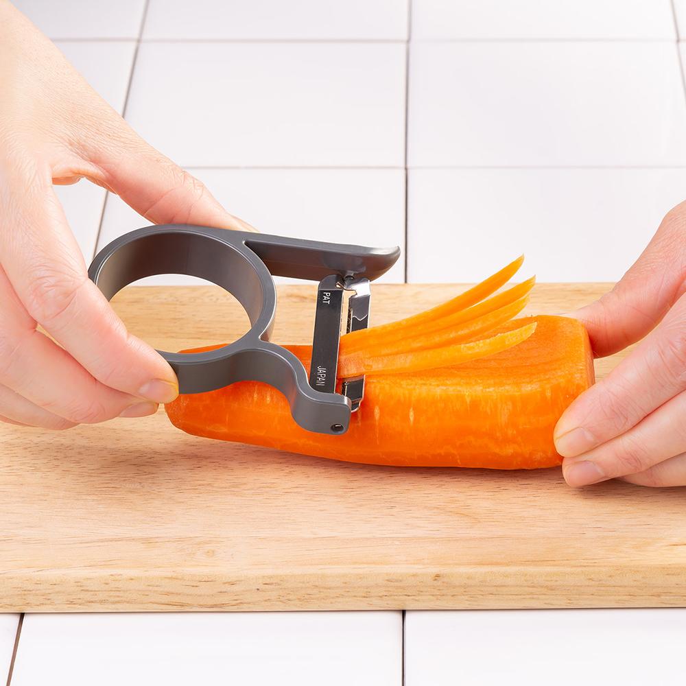 オークス レイエ AUX leye 軽い力でスーッと切れる千切りピーラー LS1577