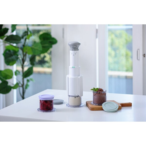 Cuisinart (クイジナート)のフローズンデザートメーカーを追加しました。