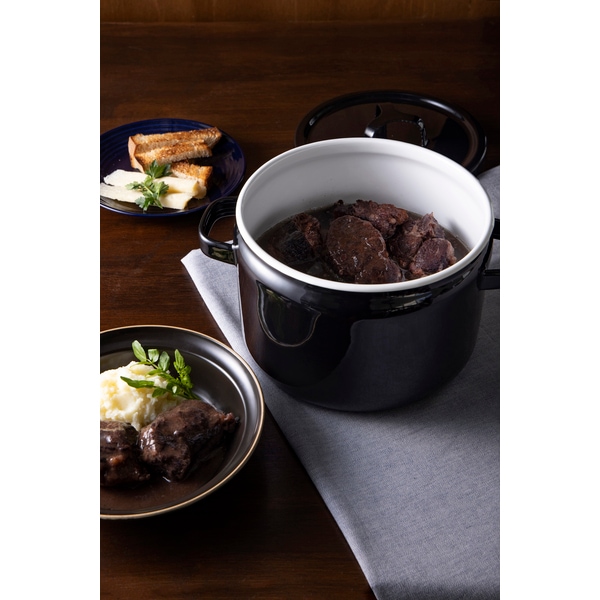 【お取り寄せ】富士ホーロー 匠 22cm深鍋 鉄黒 TKM-22W.BK