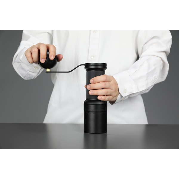 エペイオス EPEIOS エッセンス ゴー  Essence Go 手挽きコーヒーミル BG003ABJP1