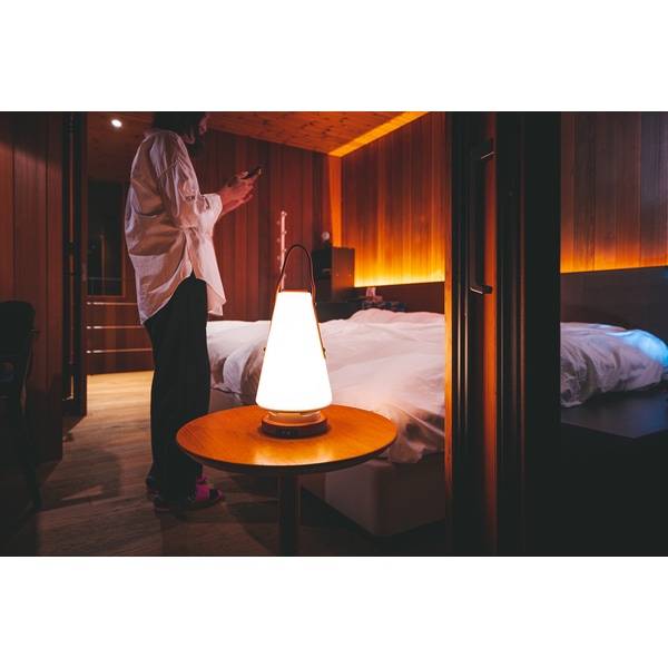 モリモリ MoriMori LED ランタンスピーカー ROOMS レザーハンドル FLR-2201-LT