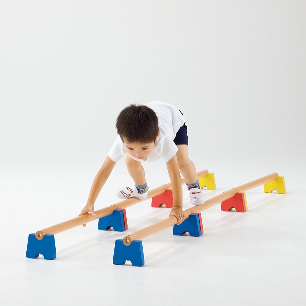 ハードルや平均台運動に 子どものバランス運動に使える 室内用 カラー運動棒・10cm高さ（10本組）