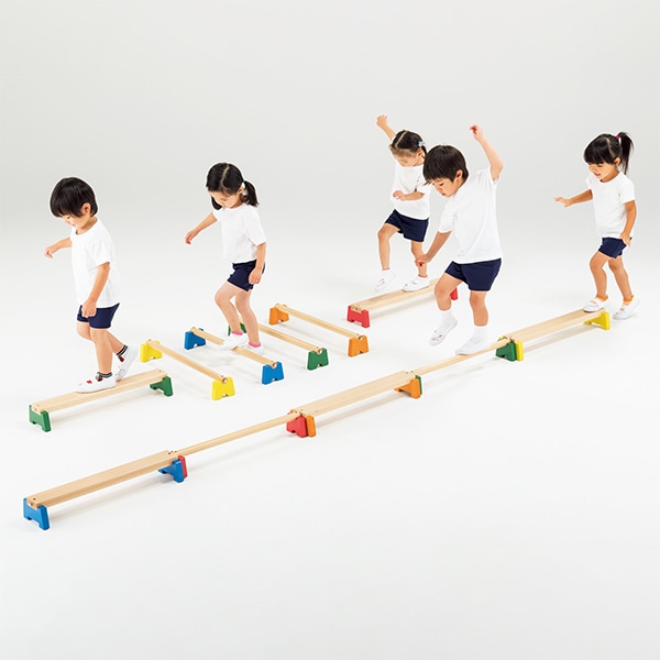 子どものバランス運動に コンパクトな平均台セット 室内用 カラー平均台（5本組）