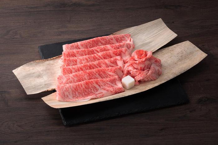 赤城和牛 赤身霜降り 食べ比べすき焼き（特製割り下付き）サーロイン400g、モモ400g