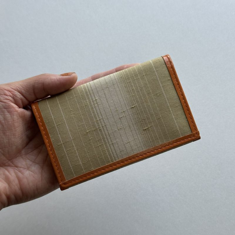 名刺入れ（金茶）