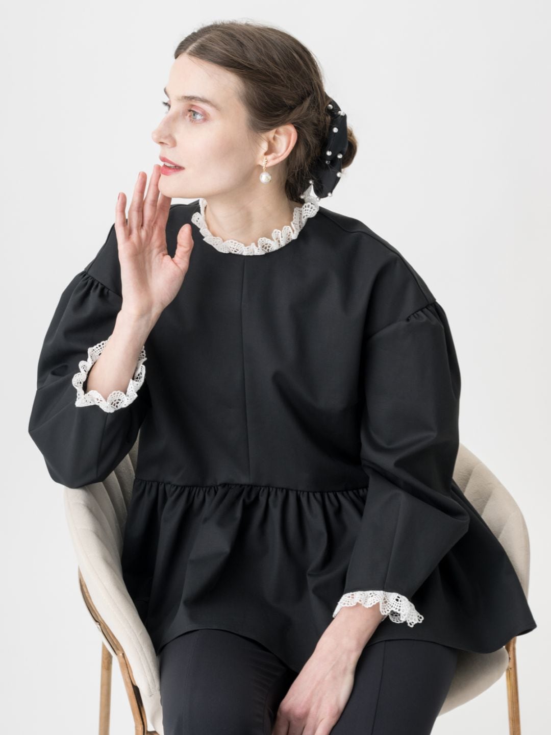 TSURU by MARIKO OIKAWA ぺプラムブラウス chartty TOPS｜TSURU By MARIKO OIKAWA