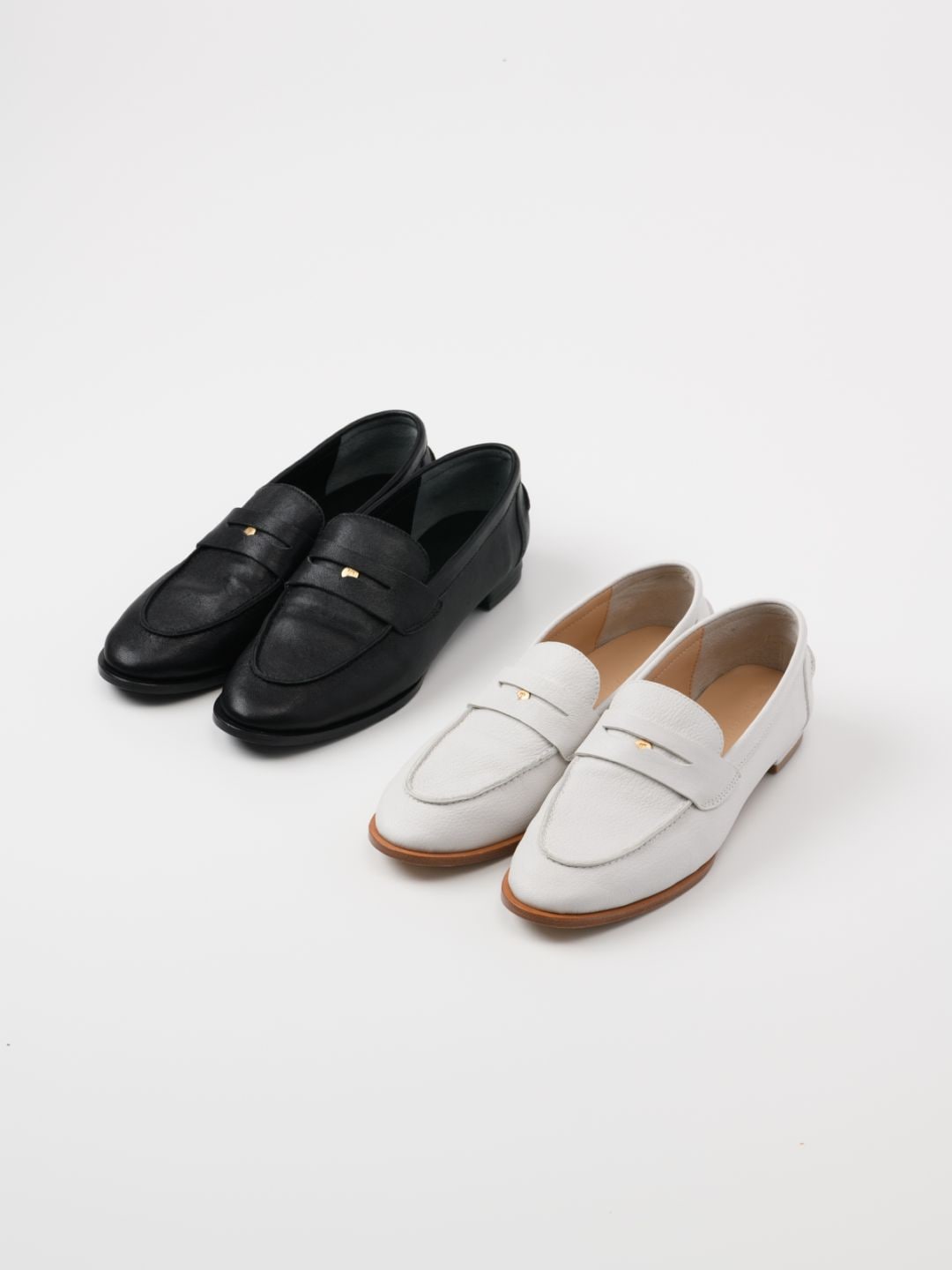 FLATS｜TSURU By MARIKO OIKAWA