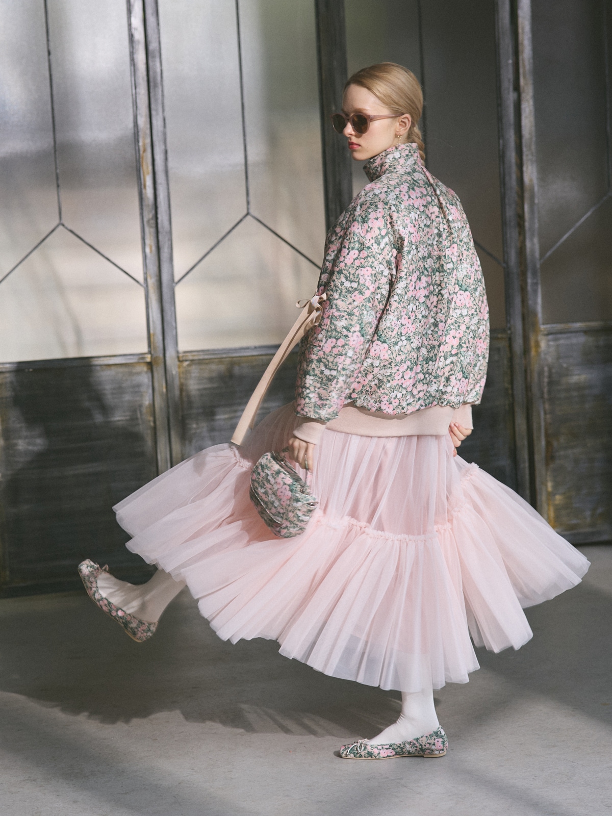 【ELLwAker】品になっております。 Apollo | COLLECTION,2025 AUTUMN WINTER COLLECTION | TSURU By