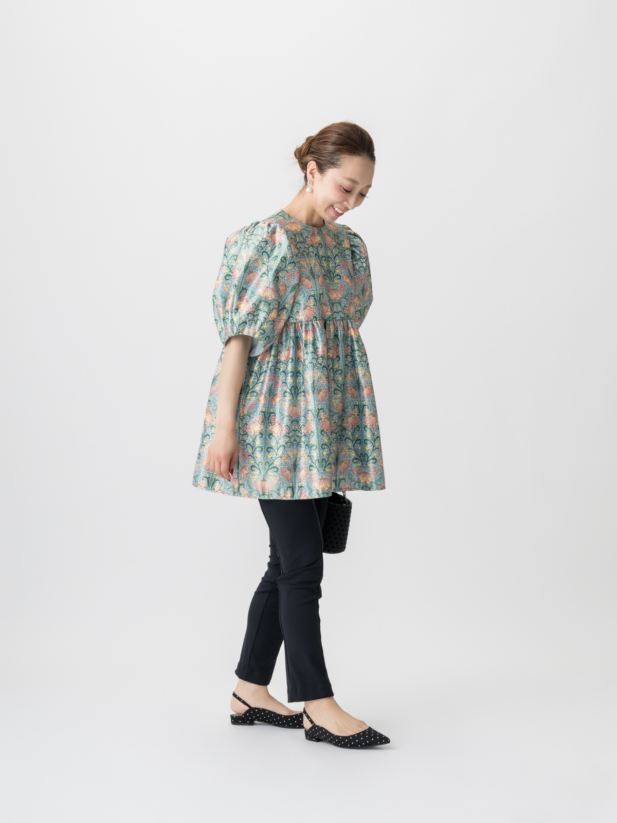 Leonora＜ONLINE限定＞