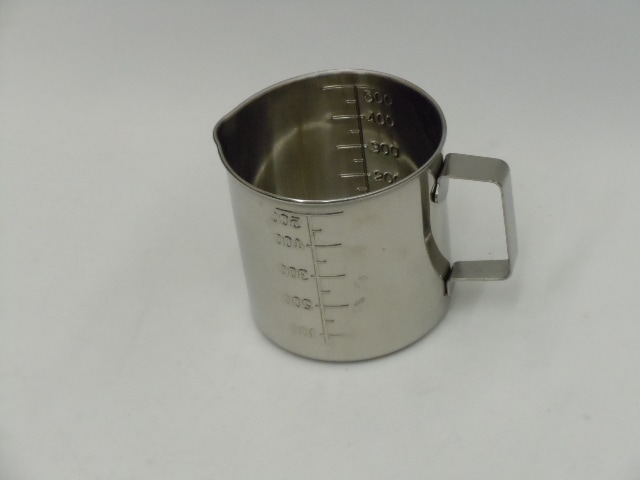 ステンレス　計量カップ　５００ミリリットル