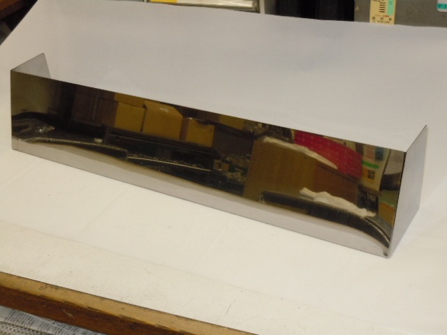 油カバー　長さ７８０ミリ×高さ１５０ミリ