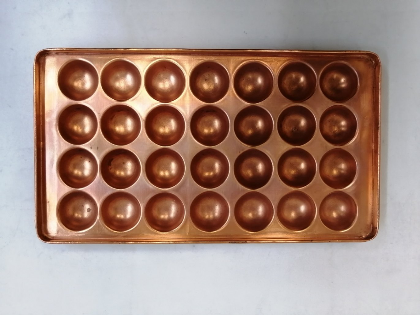 たこ焼き銅板　２８穴（穴径４０ミリ）