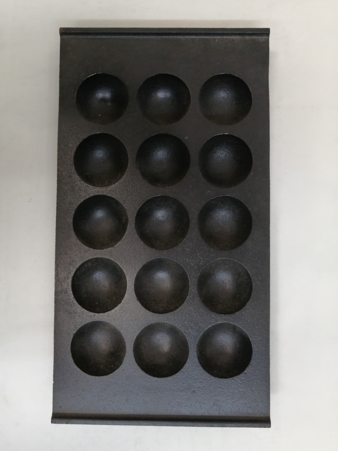 たこ焼き鉄板　１５穴（穴径４８ミリ）