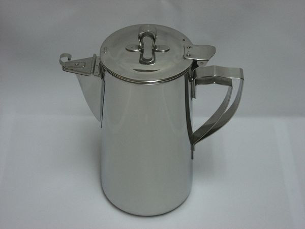 ＳＵＳ３０４（１８－８）ステンレス製　ウォーターポット　１．８Ｌ