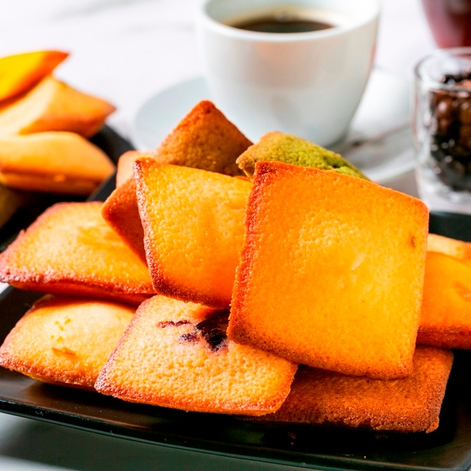 【箱・紙袋付き】お任せランダムアソート《10個入り》