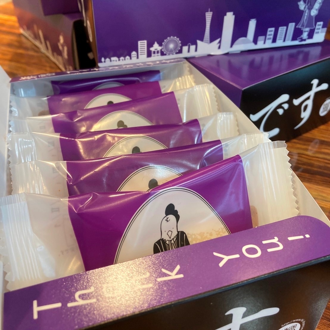 【お洒落な黒の缶入り】お任せランダムアソート《4個入り》