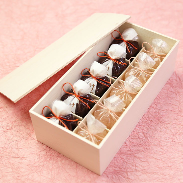 京都 鶴屋光信 和菓子 ギフト お歳暮 木箱入り 恋桜（こいざくら）5個・水羊羹5個