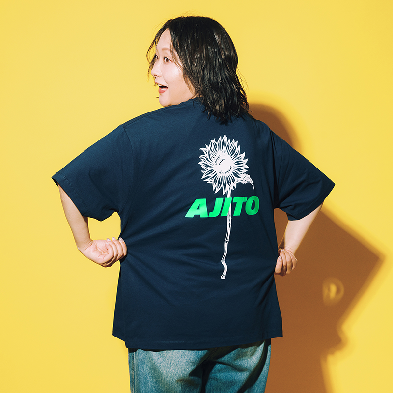 コトハヨコザワ　todo ネイビー アシンメトリーデザイン Tシャツ 孤高のひまわりTシャツ（ネイビー） | 孤独アジト | テレ朝Podcast