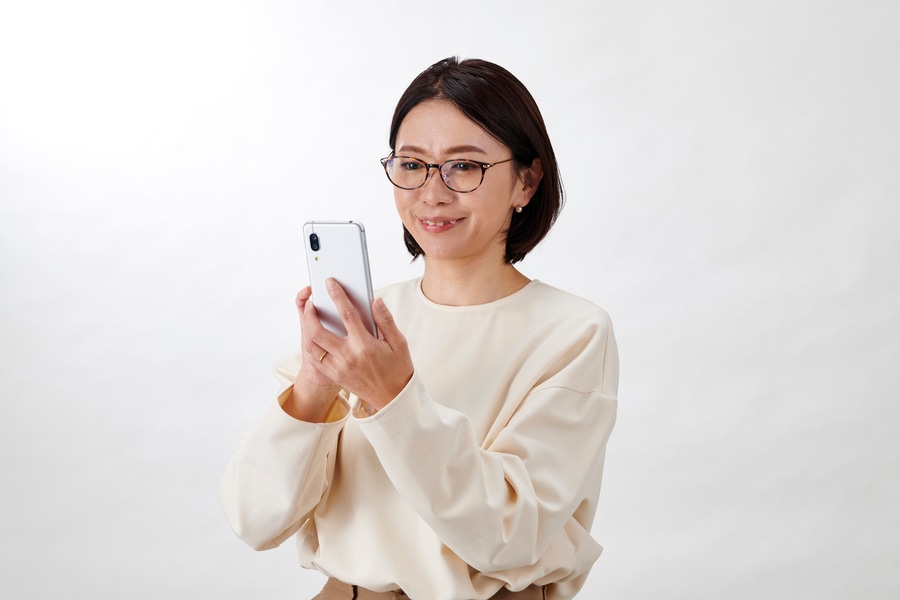 アイアジャストグラス