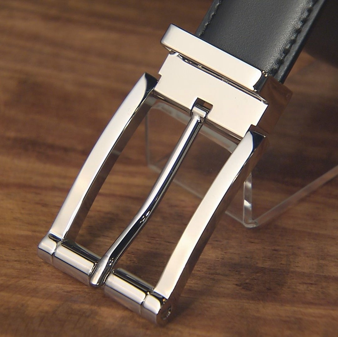 革帯を交換してずっと使える イタリア直輸入 本革ベルト