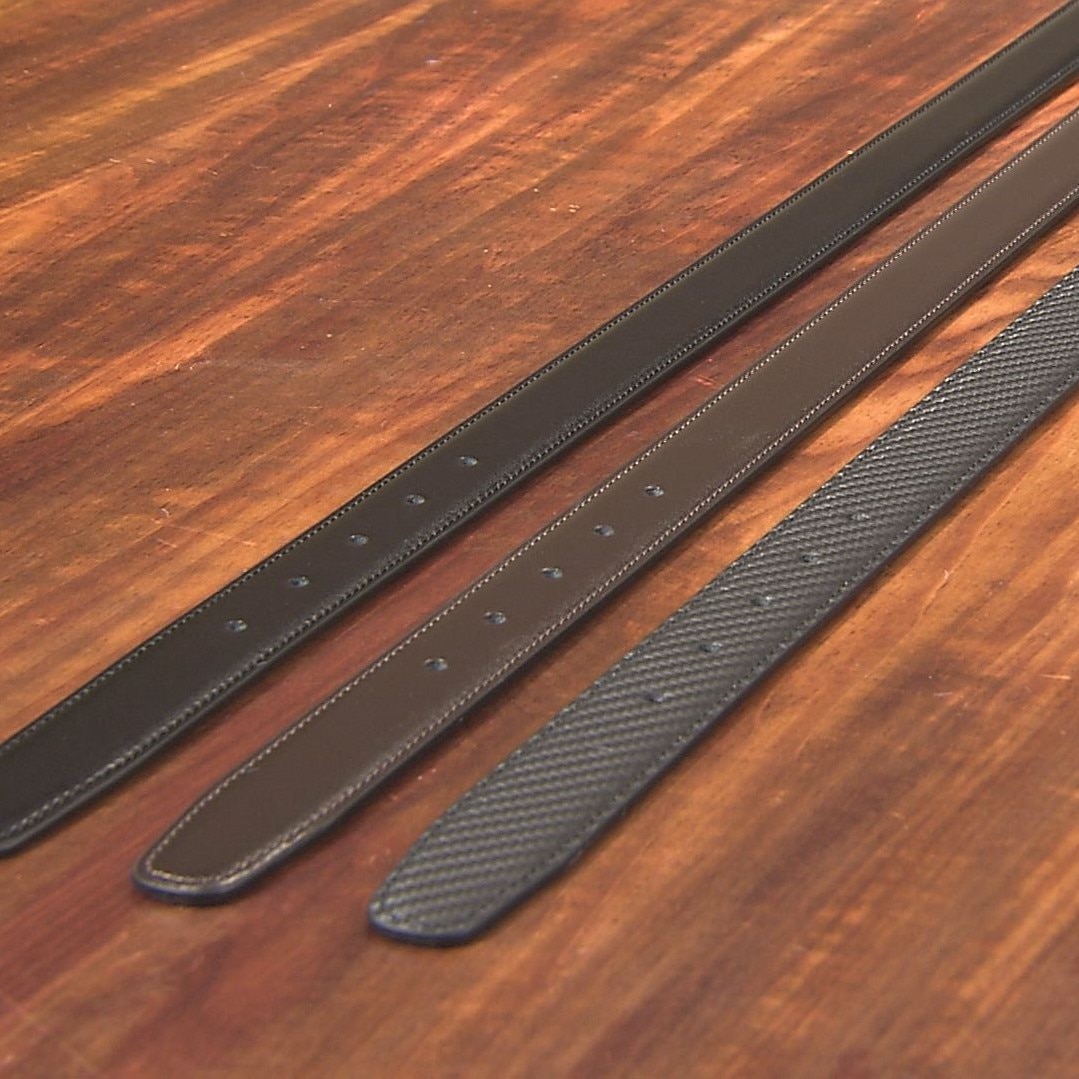 革帯を交換してずっと使える イタリア直輸入 本革ベルト