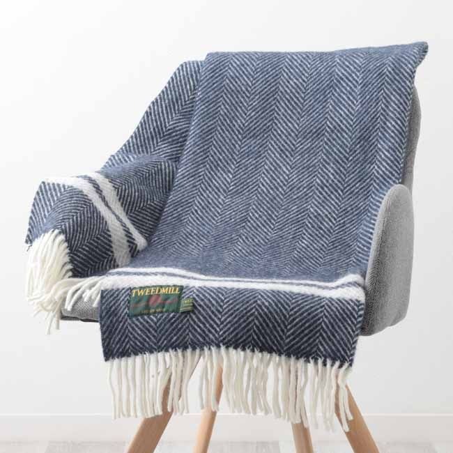 �֥�󥱥å� �ˡ��饰 70x183cm �ե��å���ܡ��� 2���ȥ饤�� �ͥ��ӡ�����С����졼 / Fishbone2 Navy Silver Grey Knee Rug