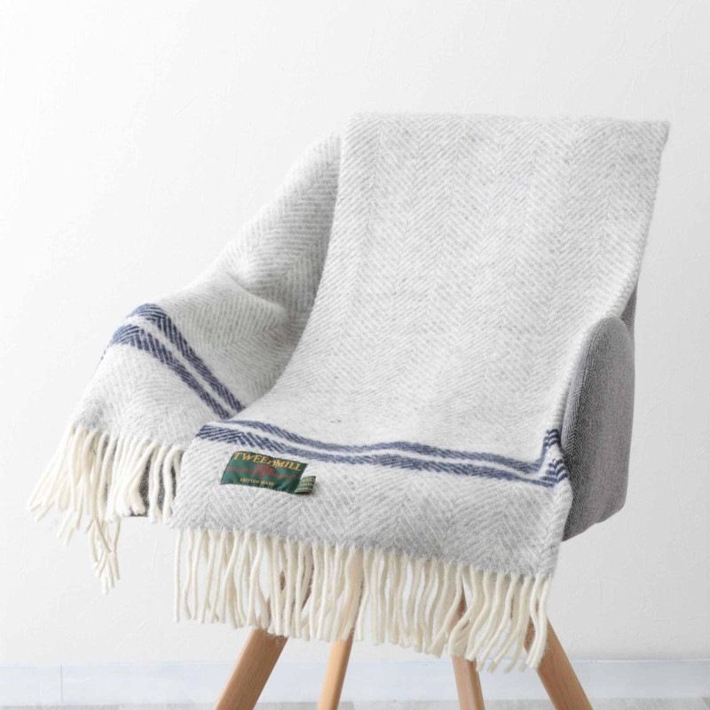 ֥󥱥å ˡ饰 70x183cm եåܡ 2ȥ饤 졼ͥӡ ȡ / Fishbone 2Stripe Grey Navy Knee Rug