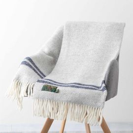 ֥󥱥å ˡ饰 70x183cm եåܡ 2ȥ饤 졼ͥӡ ȡ / Fishbone 2Stripe Grey Navy Knee Rug