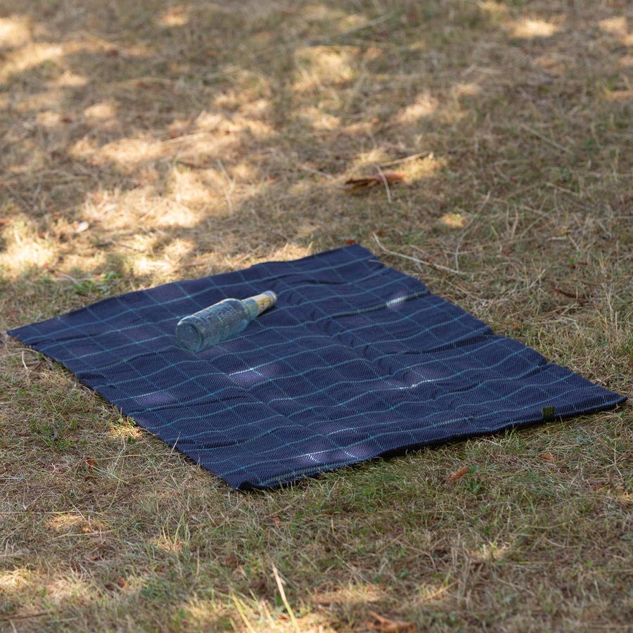 ウォーカーコンパニオン レジャーシート 防水裏地 98x66cm ツイード 197 4c ネイビー / Walker Picnic Rug