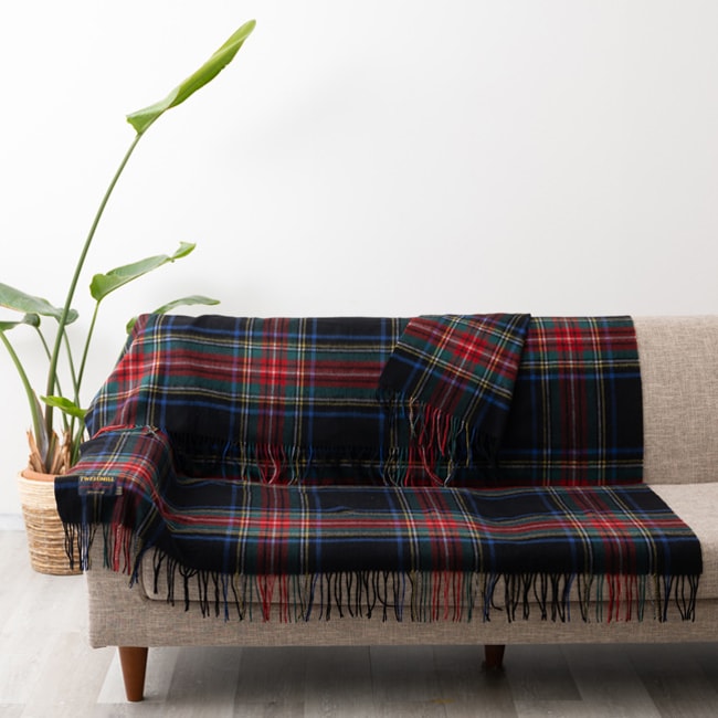 �ץ쥹�ơ��� ��०���� �֥�󥱥å� 140x190cm �֥�å������奢���� / Lambswool Blackstewart Blanket