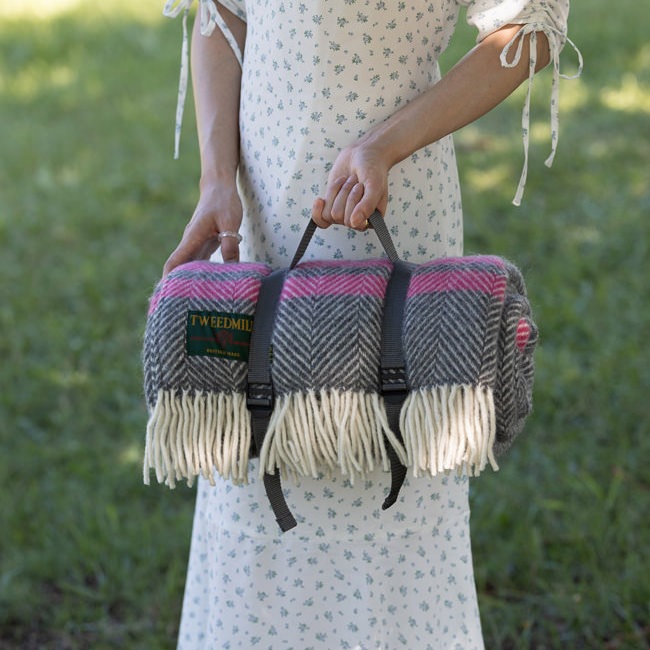 ハイエンドウール ポロラグ 防水裏地 レジャーシート 183x145cm