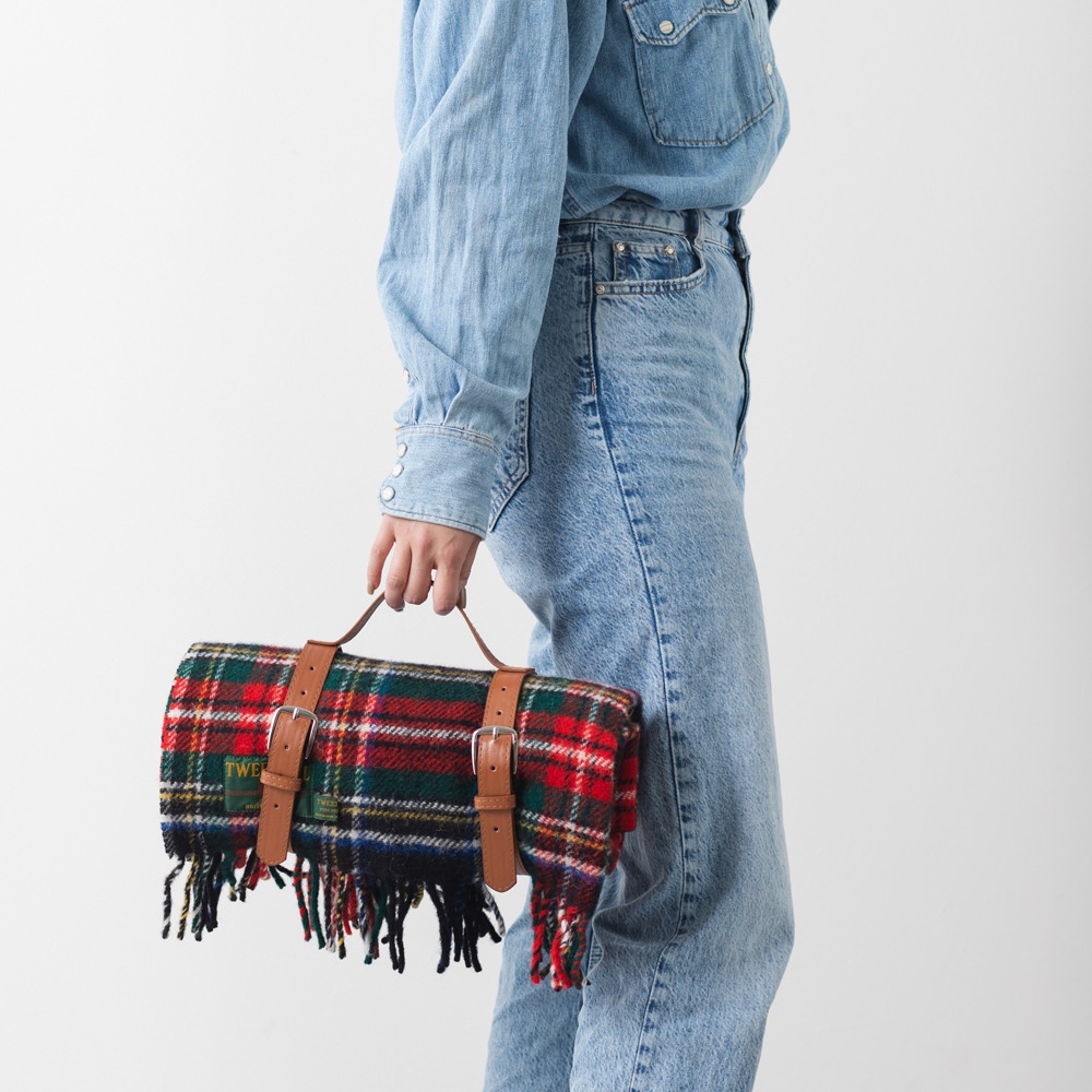 ֥󥱥å ˡ饰 70x183cm  ǥ å ֥å ȡ / Limited Knee Rug Black Stewart