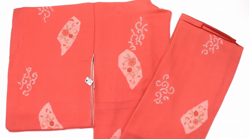 【50%OFF|えびす講セール|期間限定】【中古】 小紋 総柄 着物 正絹/シルク ピンク 【アウトレット】リメイク用途として状態が良い物(表地のみ検品) 裏地あり 袷せ リメイク用 リュース リサイクル【返品・キャンセル不可・電話注文不可】