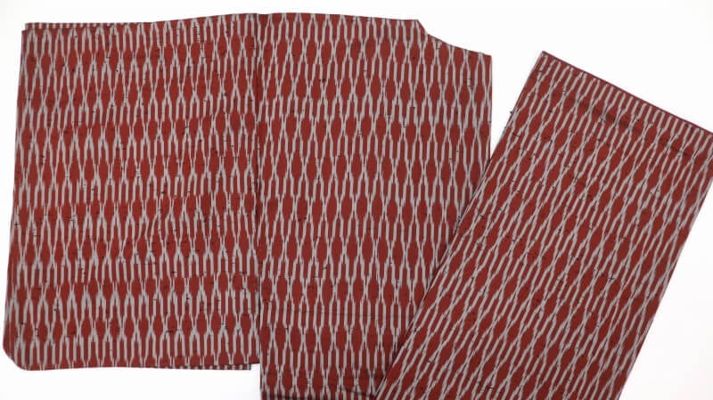 【50%OFF|えびす講セール|期間限定】【中古】 つむぎ 紬 着物 レッド 裏地あり 袷せ 変色等 リメイク用 リュース リサイクル【返品・キャンセル不可・電話注文不可】