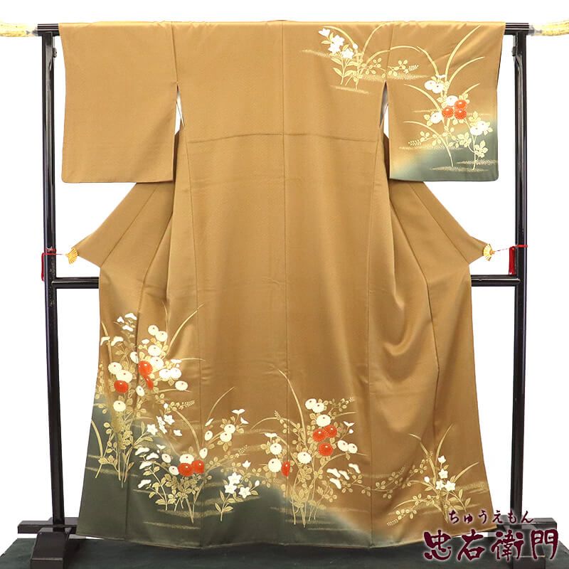 【中古】 訪問着 ほうもんぎ レディース 正絹 金茶 秋草文 身丈165cm 裄丈69cm 仕立て上がり着物 フォーマル リサイクル着物 リユース着物 中古着物 送料無料 即日発送