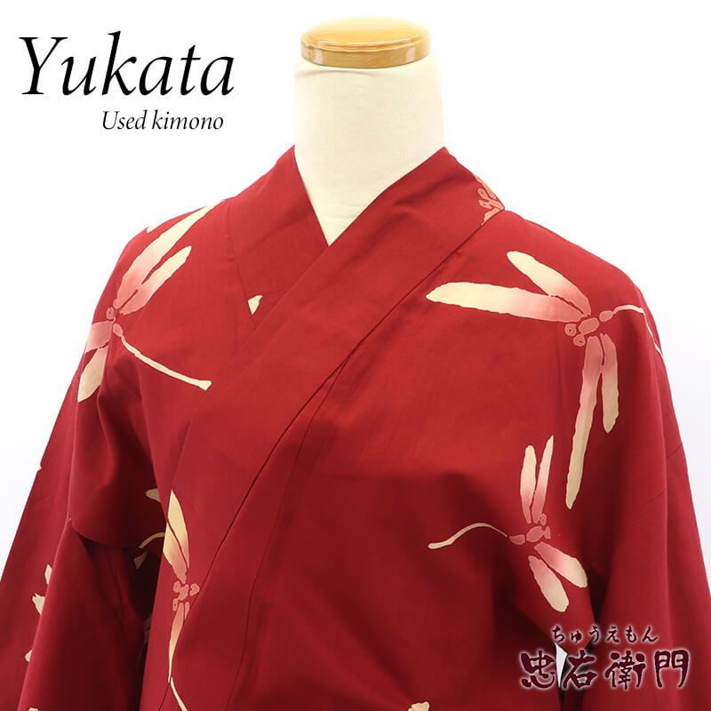 【中古】 浴衣 ゆかた レディース 女浴衣 綿 赤 トンボ 身丈160cm 裄丈68cm 花火 夏祭り 納涼祭 秋ゆかた M〜Lサイズ相当 リサイクル着物 リユース着物 中古着物 即日発送