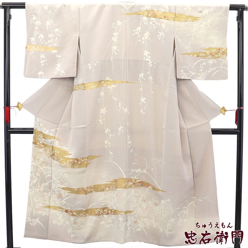 【中古】 訪問着 袷 レディース 正絹 灰ベージュ 霞 松 身丈154cm 裄丈64cm フォーマル S〜Mサイズ相当 リサイクル着物 リユース着物 中古着物 送料無料 即日発送